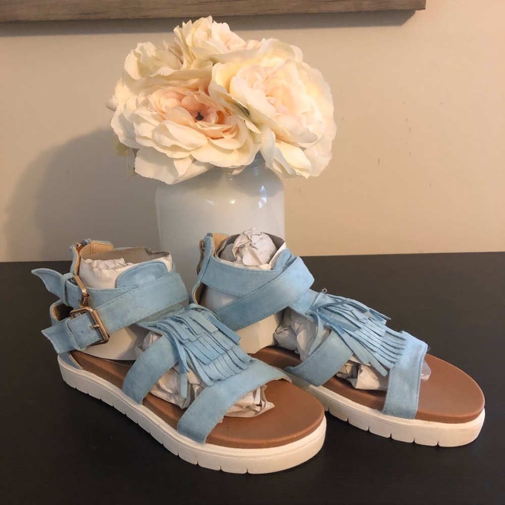 Blue ruffled sandals